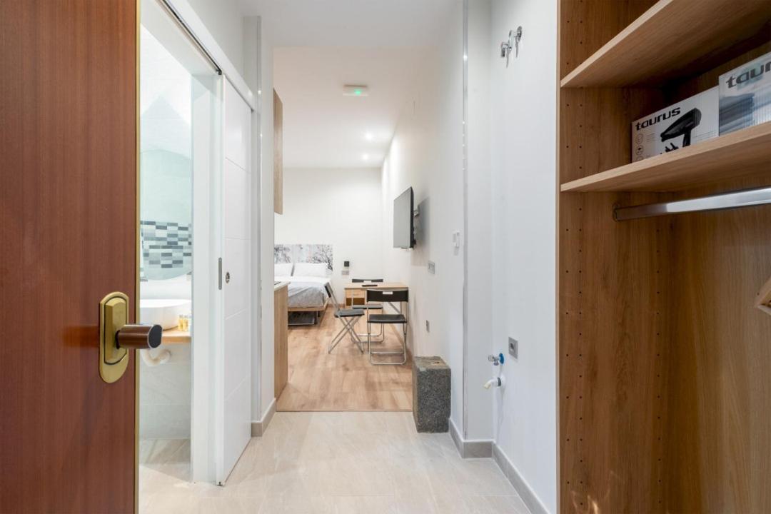 1 Bedroom 1 Bathroom Furnished - Justicia - Modern - Mintystay Мадрид Екстер'єр фото