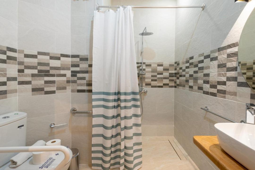 1 Bedroom 1 Bathroom Furnished - Justicia - Modern - Mintystay Мадрид Екстер'єр фото