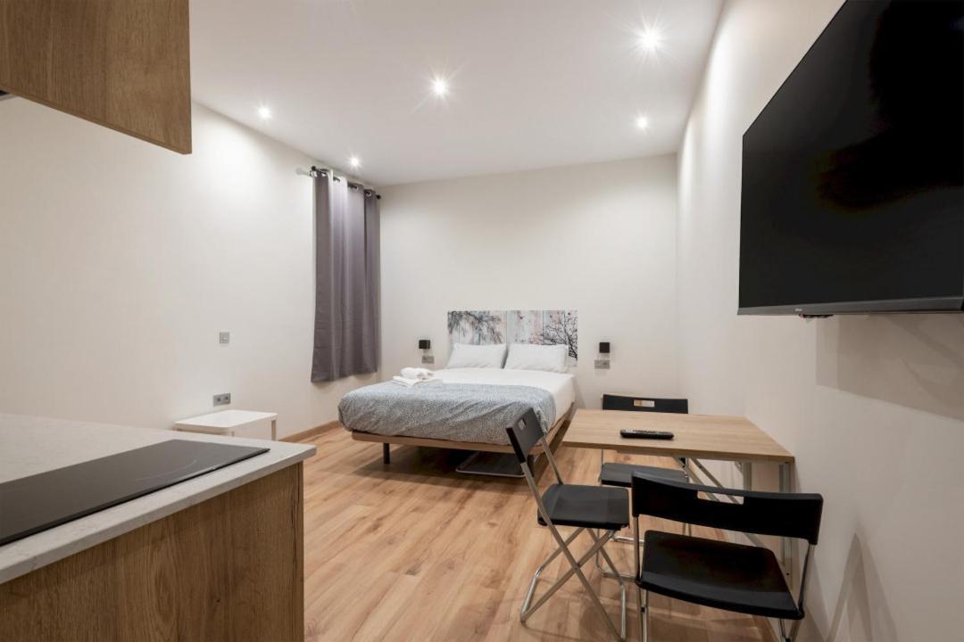 1 Bedroom 1 Bathroom Furnished - Justicia - Modern - Mintystay Мадрид Екстер'єр фото